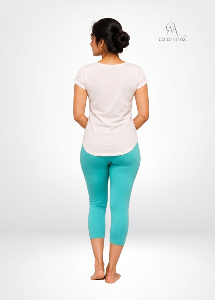 RELIANCE GREEN - Premium Cotton Lycra Capri Leggings - Hover